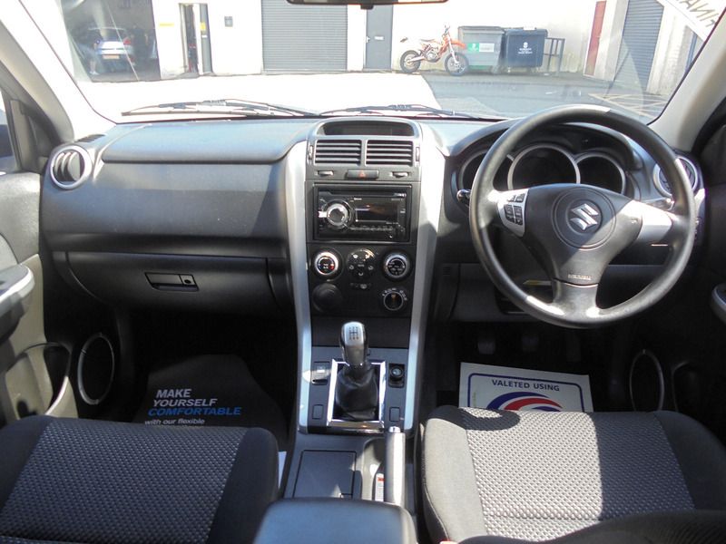 2007 Suzuki Grand Vitara 2.0 16V 4x4 image 9