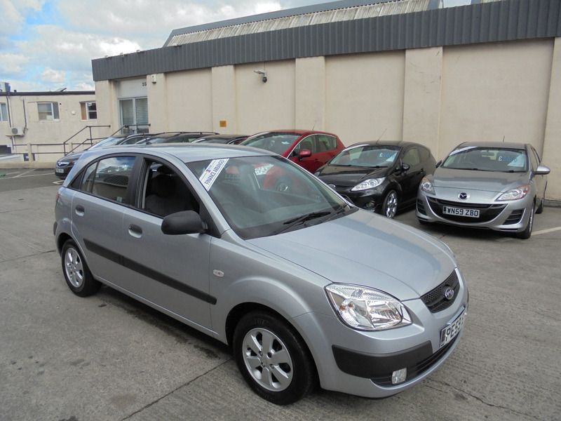 2009 Kia Rio 1.4 image 1