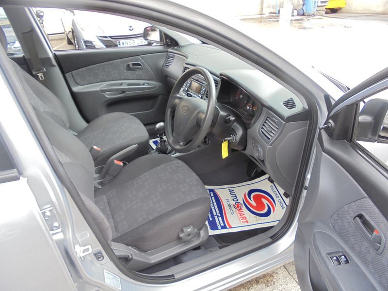 2009 Kia Rio 1.4 image 8