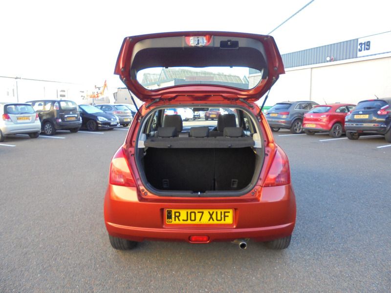 2007 Suzuki Swift 1.5 GLX image 5