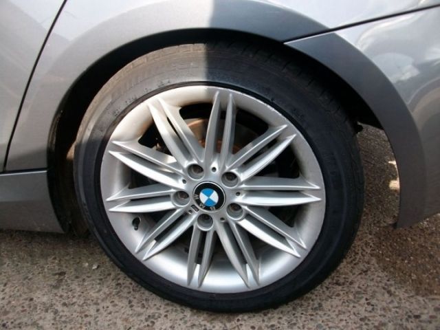 2011 BMW 116d M Sport 5dr image 7