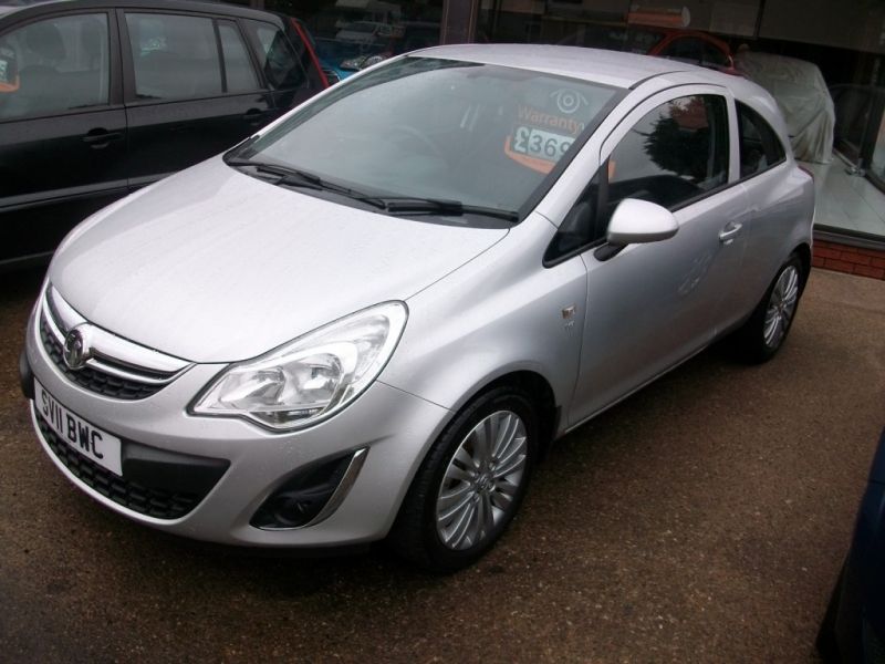 2011 Vauxhall Corsa 1.2 3dr image 1