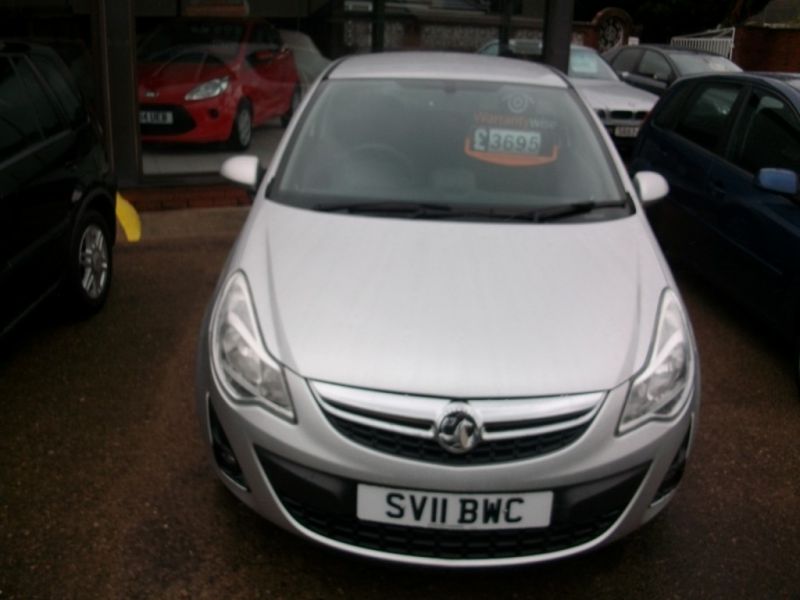 2011 Vauxhall Corsa 1.2 3dr image 2