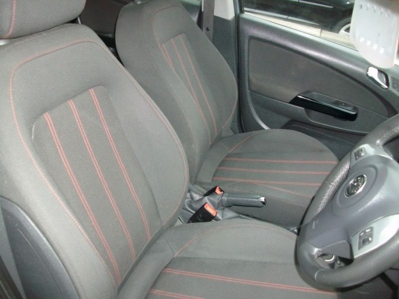 2009 Vauxhall Corsa 1.2 SXI 16V 5dr image 6