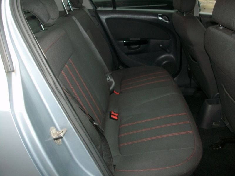 2009 Vauxhall Corsa 1.2 SXI 16V 5dr image 7