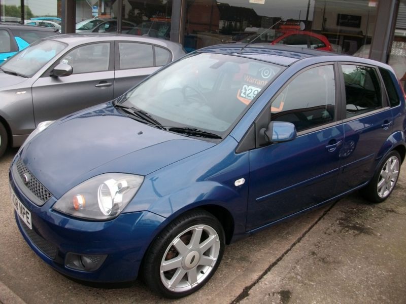 2008 Ford Fiesta 1.4 Zetec 5dr image 1