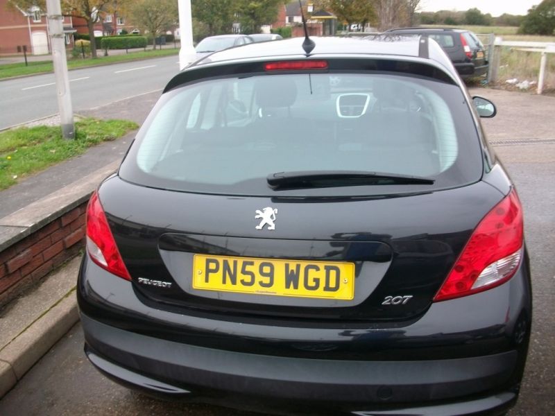 2009 Peugeot 207 1.4 Verve 3dr image 4
