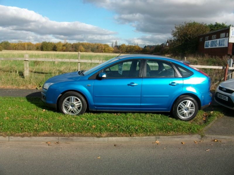 2007 Ford Focus 1.6 Ghia 16V 5dr image 1