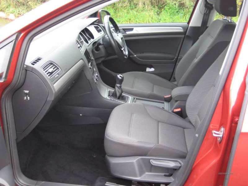 2015 Volkswagen Golf 1.6 TDI image 5