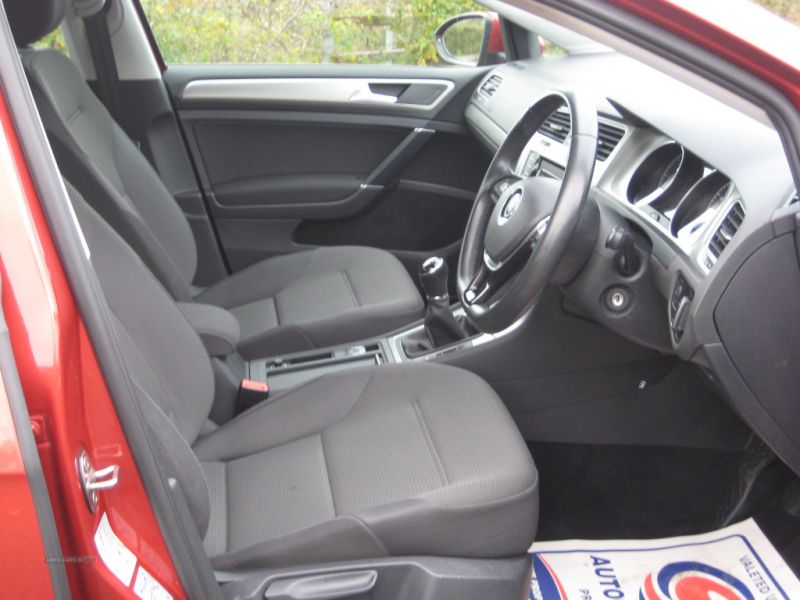 2015 Volkswagen Golf 1.6 TDI image 7