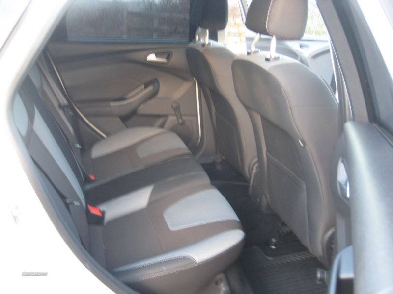 2013 Ford Focus 1.6 Zetec image 6