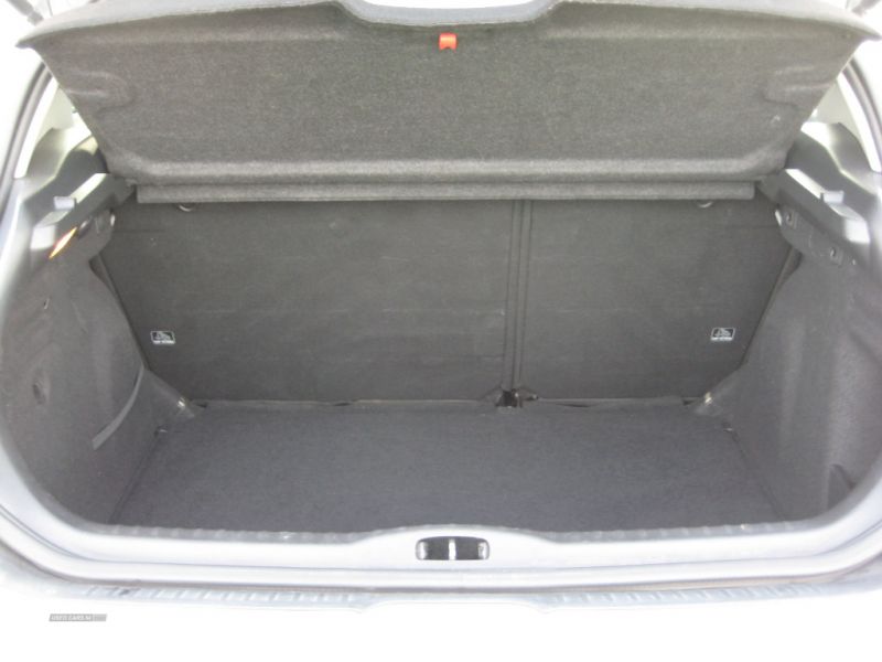 2008 Peugeot 308 1.6 S HDI image 8