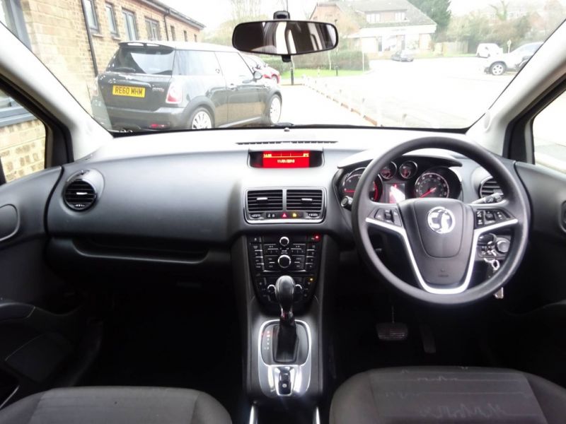 2011 Vauxhall Meriva 1.7 CDTI 16V 5dr image 6