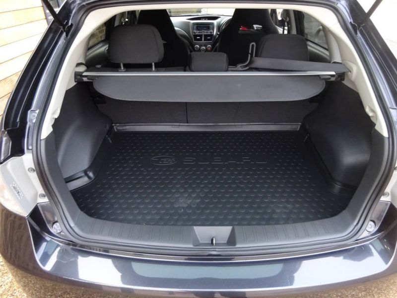 2008 Subaru Impreza 2.5 WRX 5dr image 9