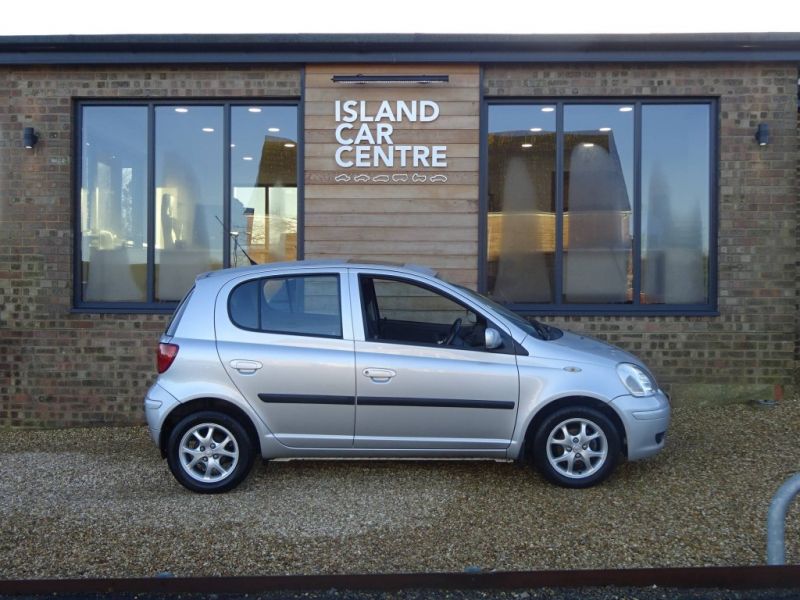 2003 Toyota Yaris 1.3 5dr image 1