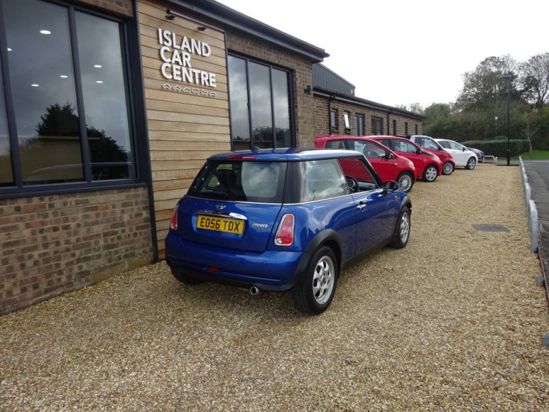 2006 Mini 1.6 Cooper 3dr image 4