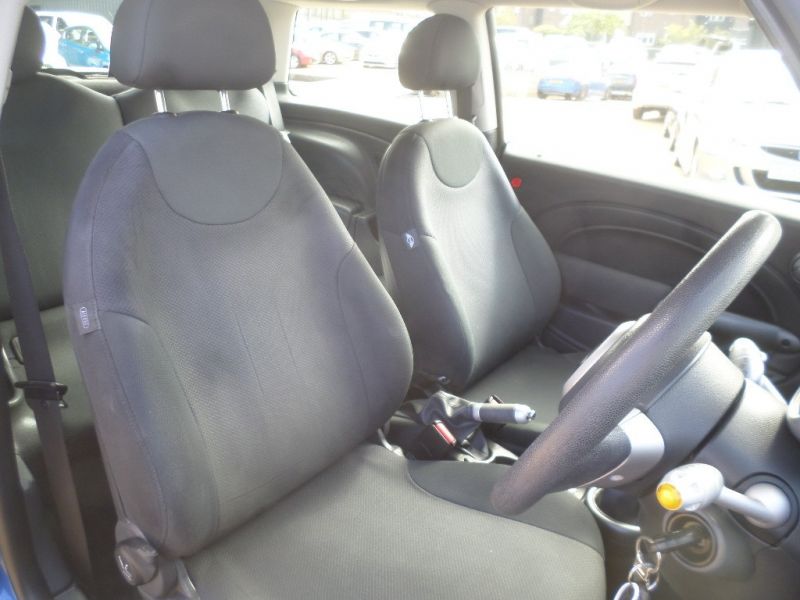 2006 Mini 1.6 Cooper 3dr image 8