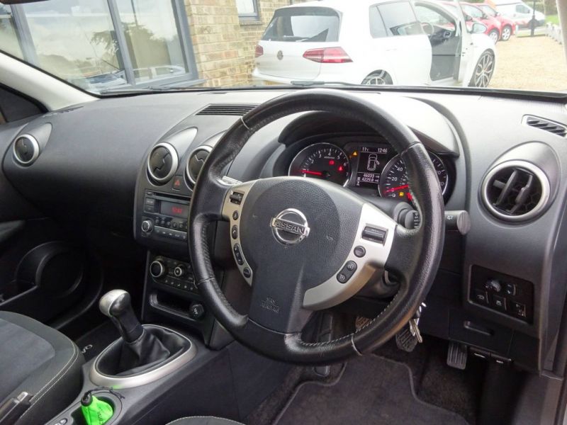 2011 Nissan Qashqai 1.6 Acenta 5dr image 6
