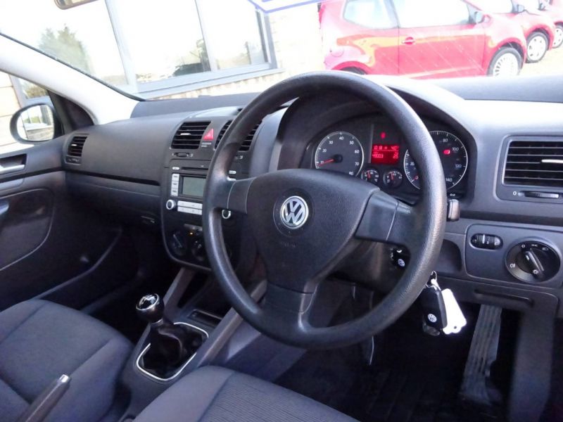 2008 Volkswagen Golf 1.4 S 5dr image 5