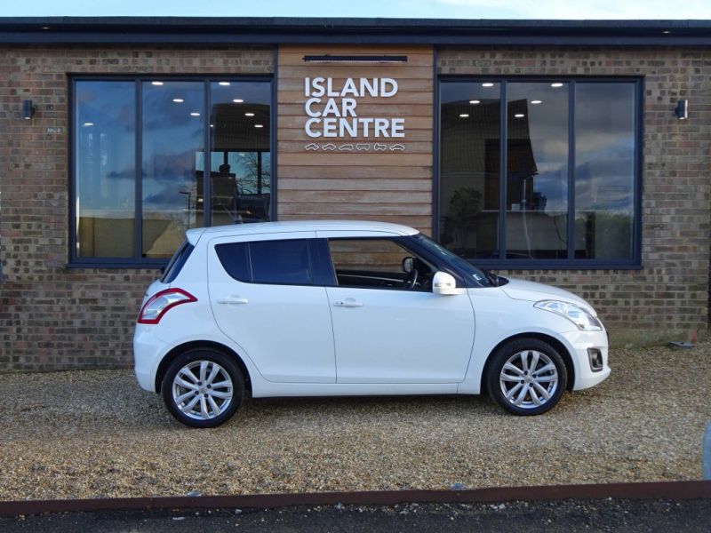 2015 Suzuki Swift SZ4 1.2 5dr image 1