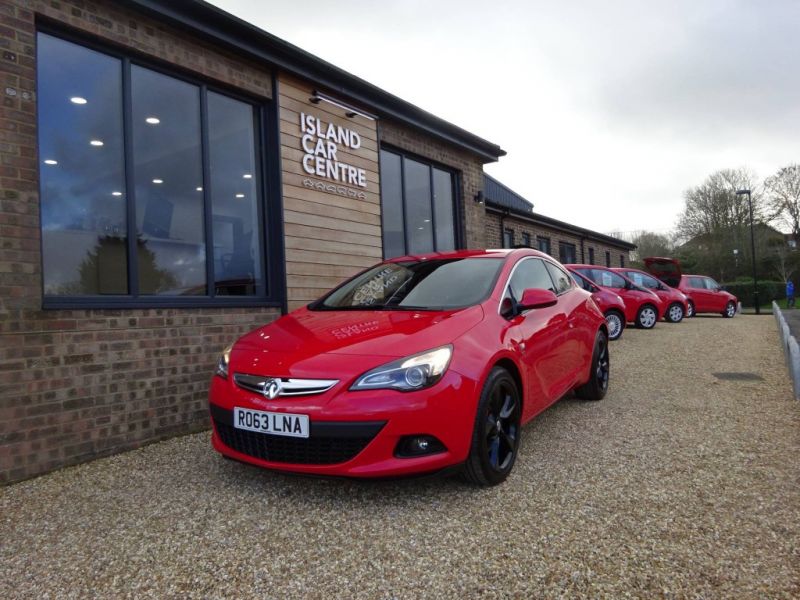 2013 Vauxhall Astra GTC 1.6T 16V 3dr image 4