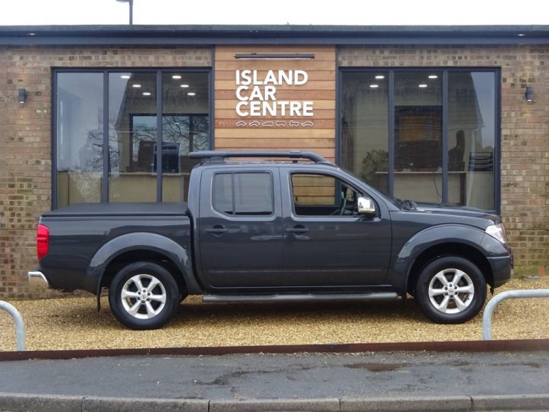 2009 Nissan Navara Expedition LWD 2.5 image 1