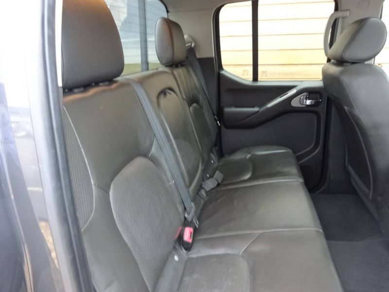 2009 Nissan Navara Expedition LWD 2.5 image 6