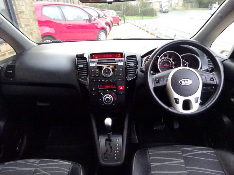 2012 Kia Venga 3 1.6 5dr image 6