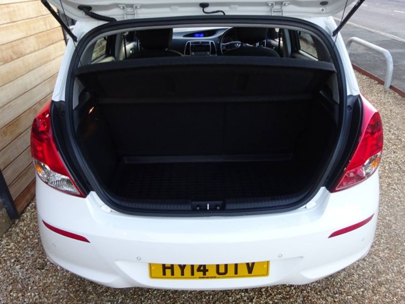 2014 Hyundai I20 1.4 CRDI 5dr image 9