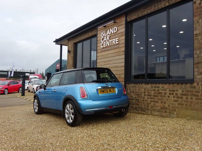 MINI Cooper 1.6 3dr image 4