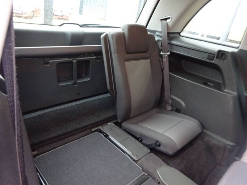 2011 Vauxhall Zafira 1.6I 5dr image 9