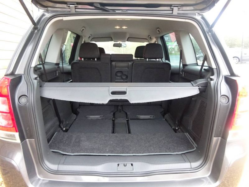 2011 Vauxhall Zafira 1.6I 5dr image 10