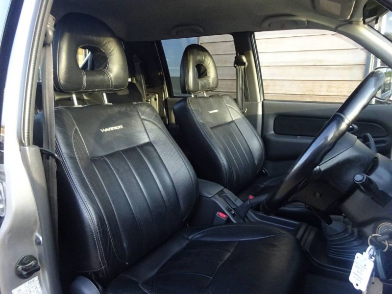 2004 Mitsubishi L200 Double Cab TD image 5