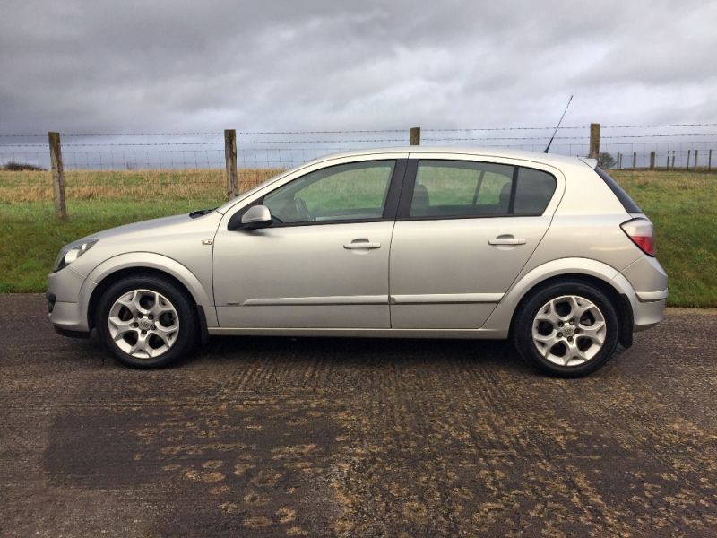 2007 Vauxhall Astra 1.6 SXi 5dr image 3