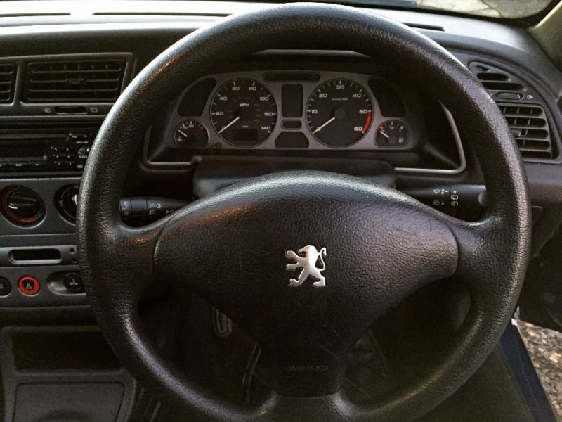 2000 Peugeot 306 1.9 5dr image 9