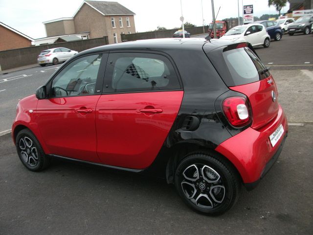 2017 Smart ForFour Prime image 2
