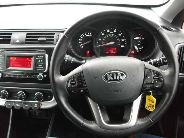 Kia Rio 2 1.25 5dr image 9