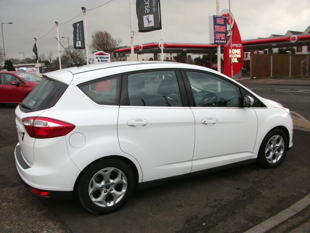 2015 Ford C-Max Zetec 1.6 5dr image 4