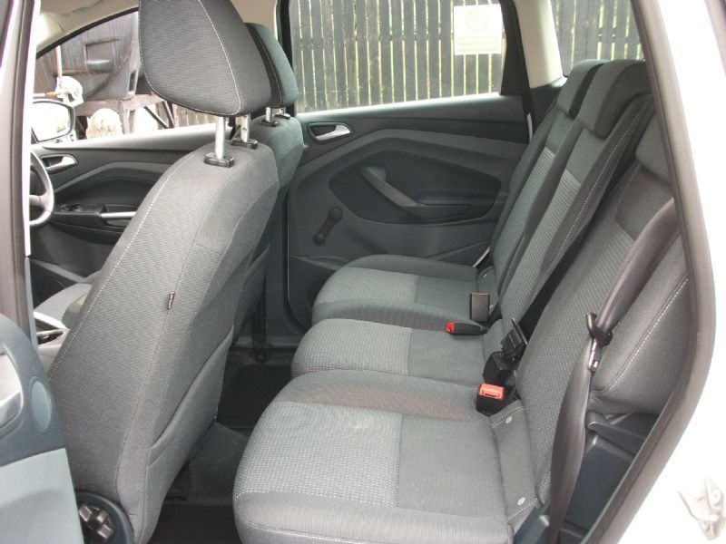 2015 Ford C-Max Zetec 1.6 5dr image 8