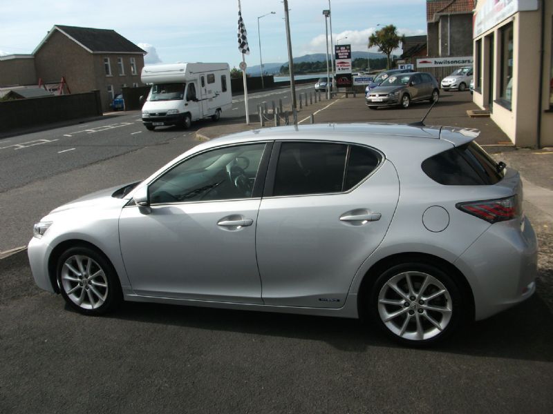 Lexus CT 200h 1.8 SE-L Hybrid 5dr image 3