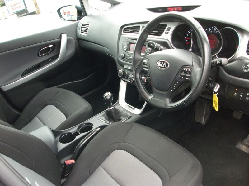 2014 Kia Ceed 2 1.6CRDi 5dr image 6