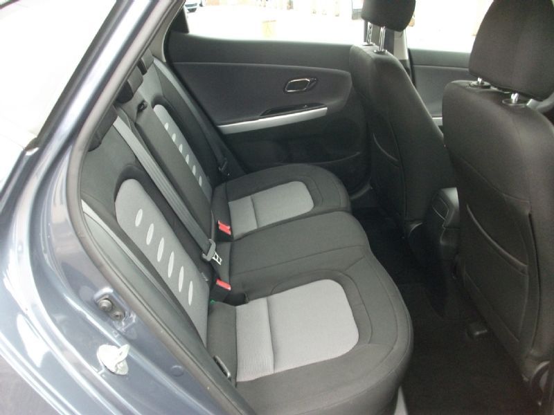 2014 Kia Ceed 2 1.6CRDi 5dr image 8