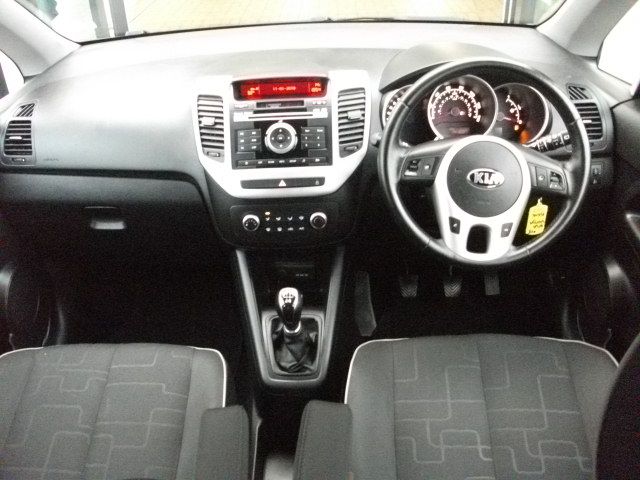 2015 Kia Venga 2 1.4 5dr image 6