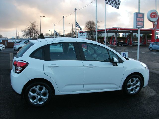 2016 Citroen C3 1.0 5dr image 5