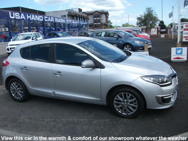 2014 Renault Megane 1.6 5dr image 1