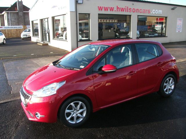 2014 Peugeot 208 1.4 5dr image 1