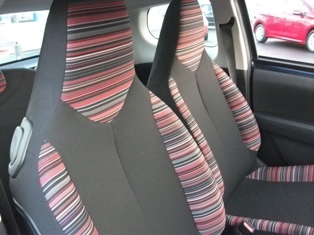 Citroen C1 1.0VTi 3dr image 6