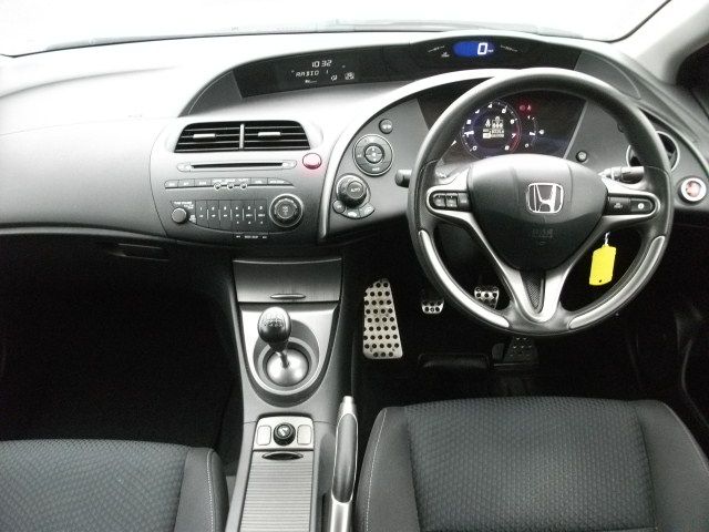2010 Honda Civic SE 1.4 i-VTEC 5dr image 6