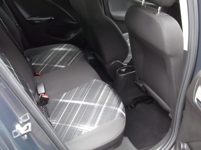2015 Vauxhall Corsa 1.4SRi 5dr image 7