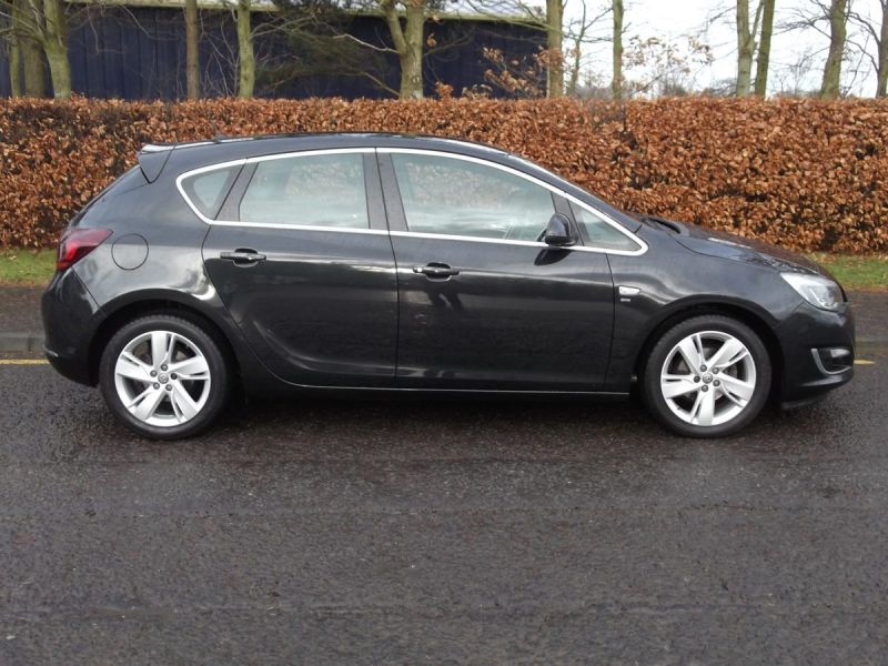 2014 Vauxhall Astra 1.6SRi 5dr image 6